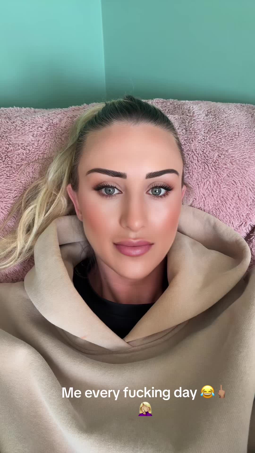 @chezaaa