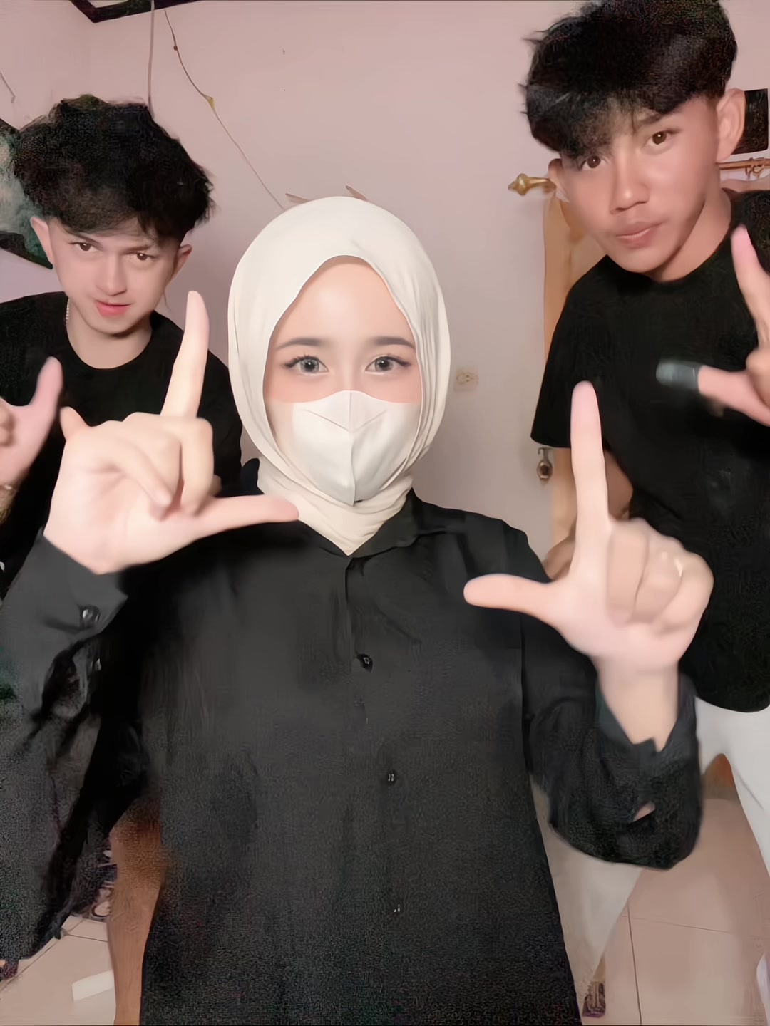 @Miawwww