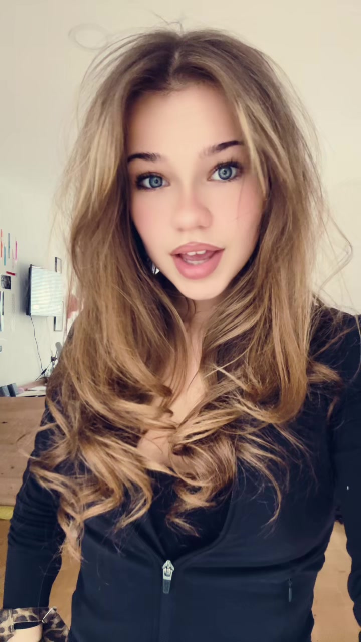 @𝒥𝑜𝒽𝒶𝓃𝓃𝒶