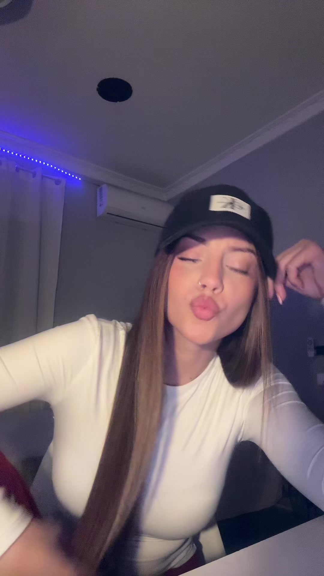 @𝘺𝘢𝘯𝘪𝘳𝘢 𝘨𝘢𝘻𝘲𝘶𝘦𝘻