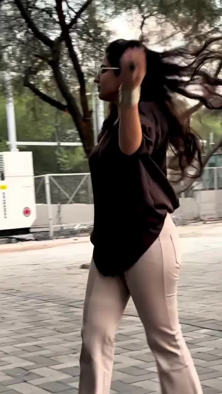 @Meerab🔥