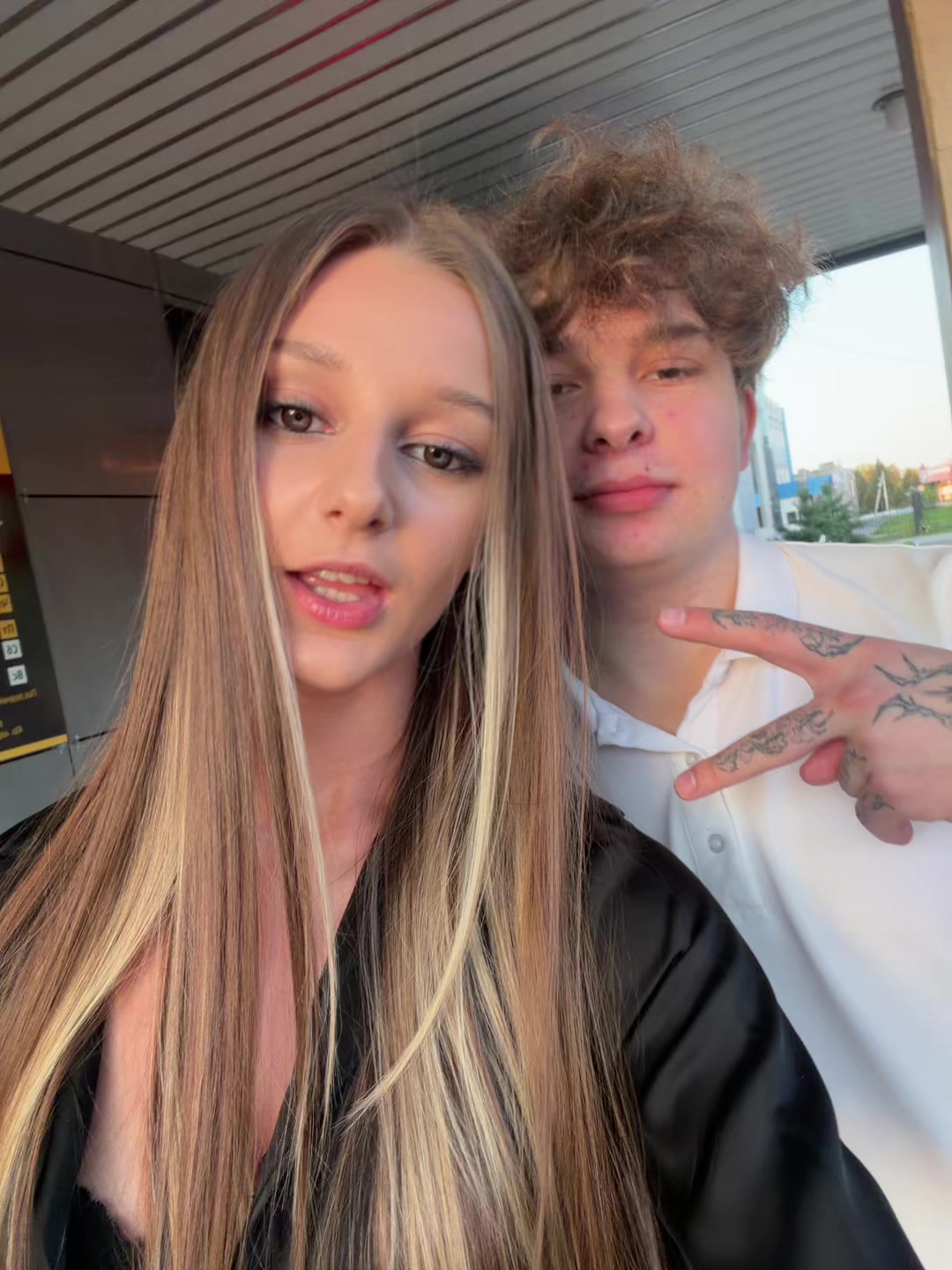 @♻️