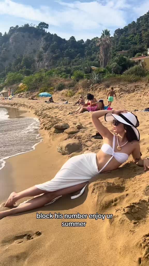 @nicoledalipi