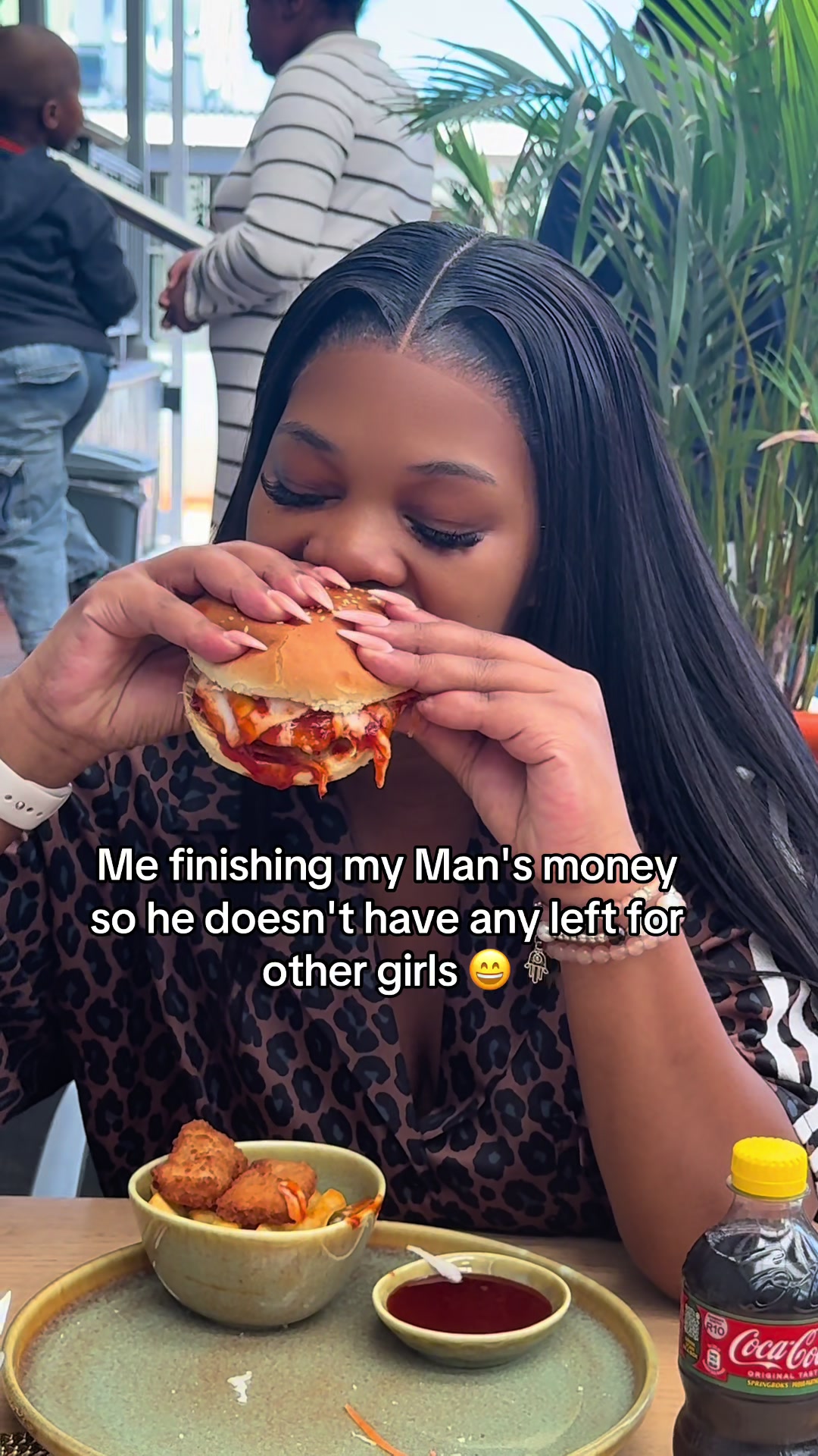 @Mambomvu🇿🇦
