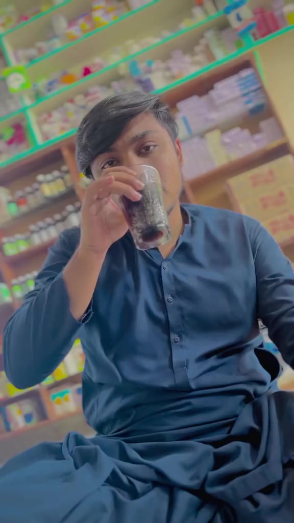 @SHAHWAIZ ARAIN 🫴💸