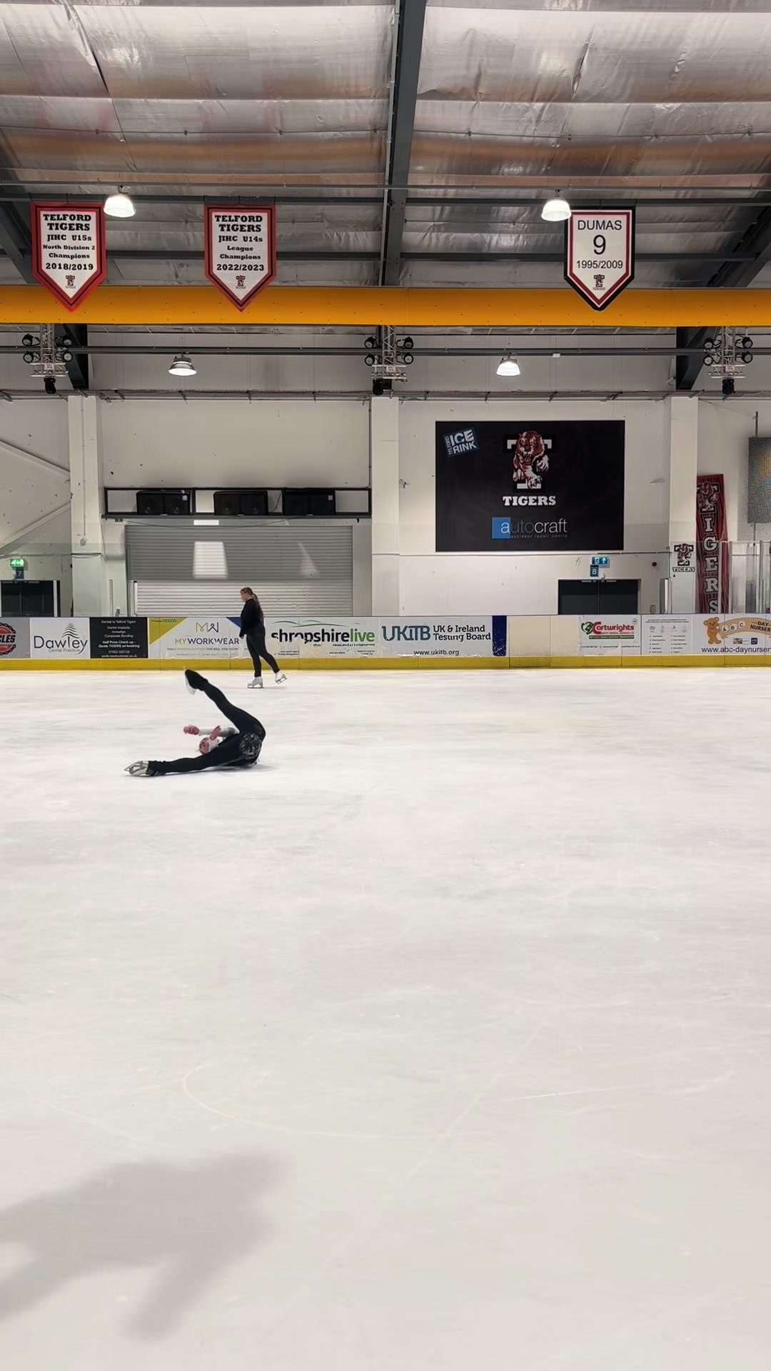 @Naomi ⛸️
