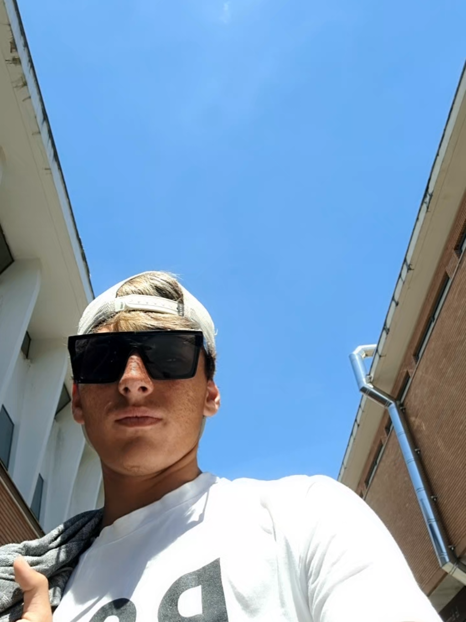 @Anto amato👑