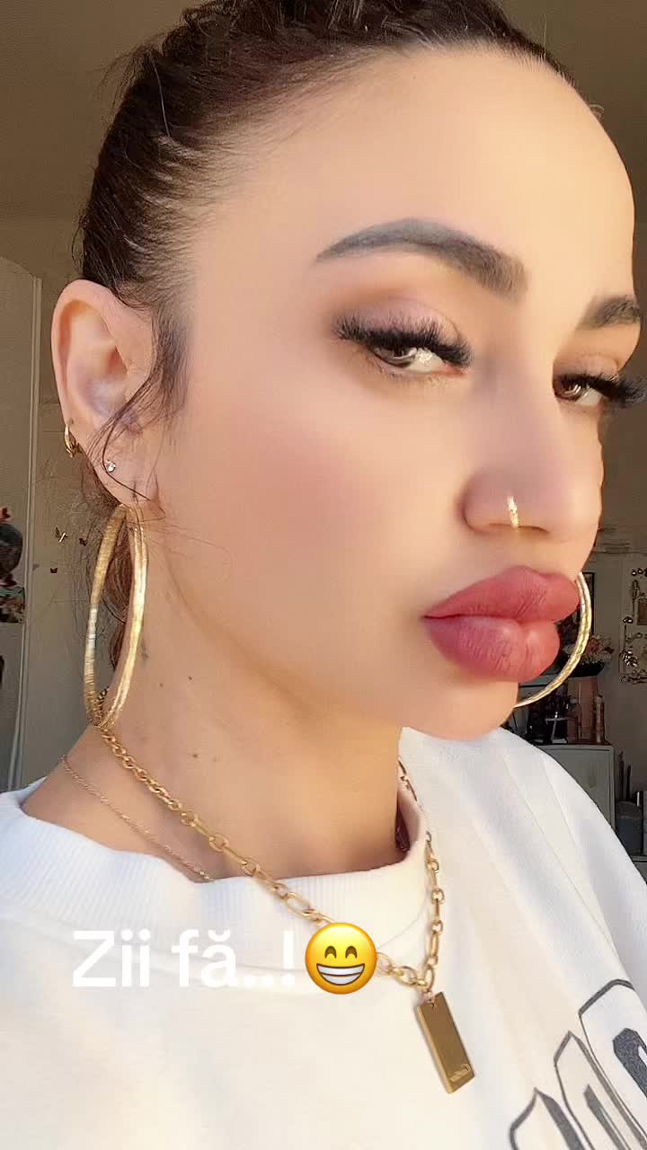 @lorylolyta32