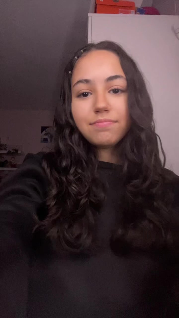 @𝑳𝑬𝑯𝑵𝑨 🎬