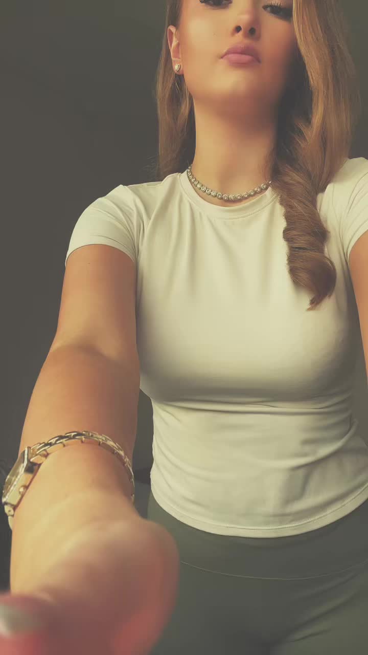 @𝑒𝒷𝑜𝓃𝒾𝑒✨🫰🏽 ࣪
