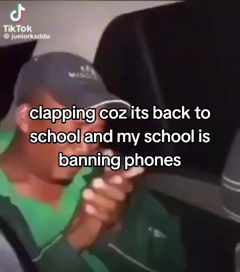 @Iya_xo