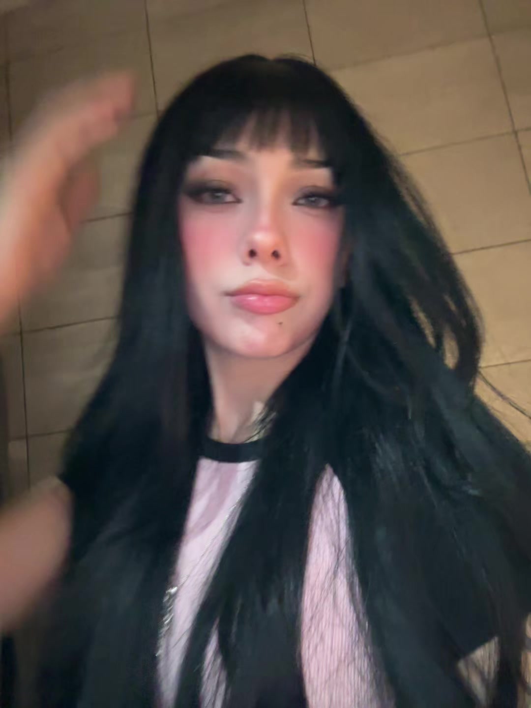 @SkinnyGhostiee🧛🏻&zwj;♀️