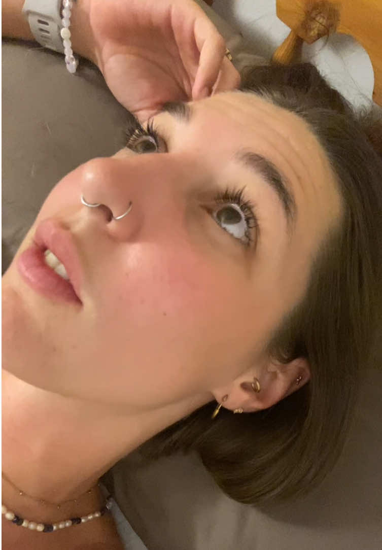 @leiia99