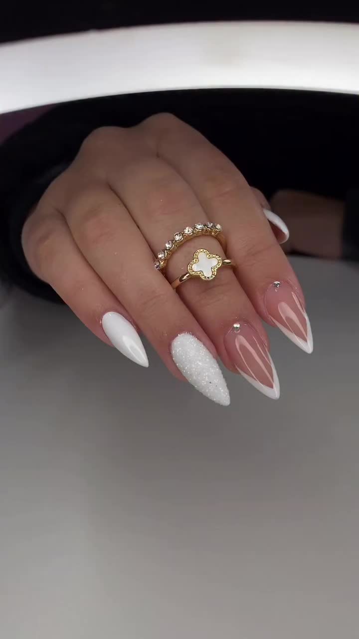 @Daily Nail Inspo Curated ✨️