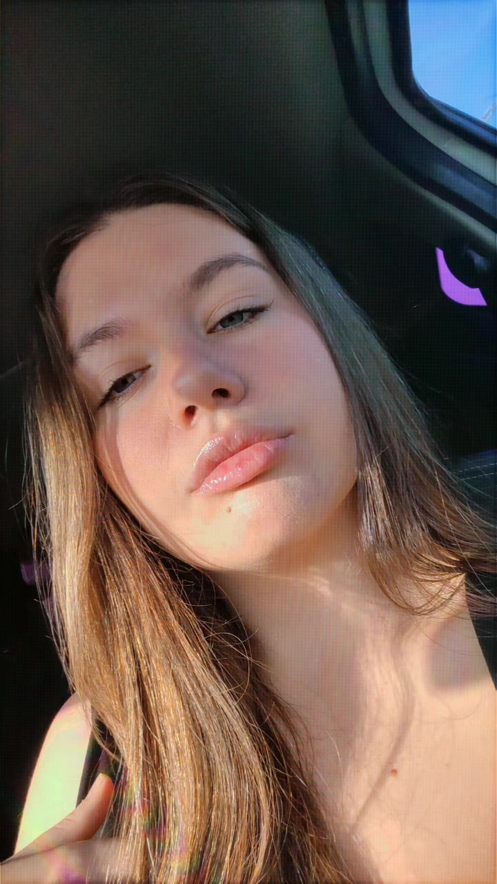 @joneenjamio_