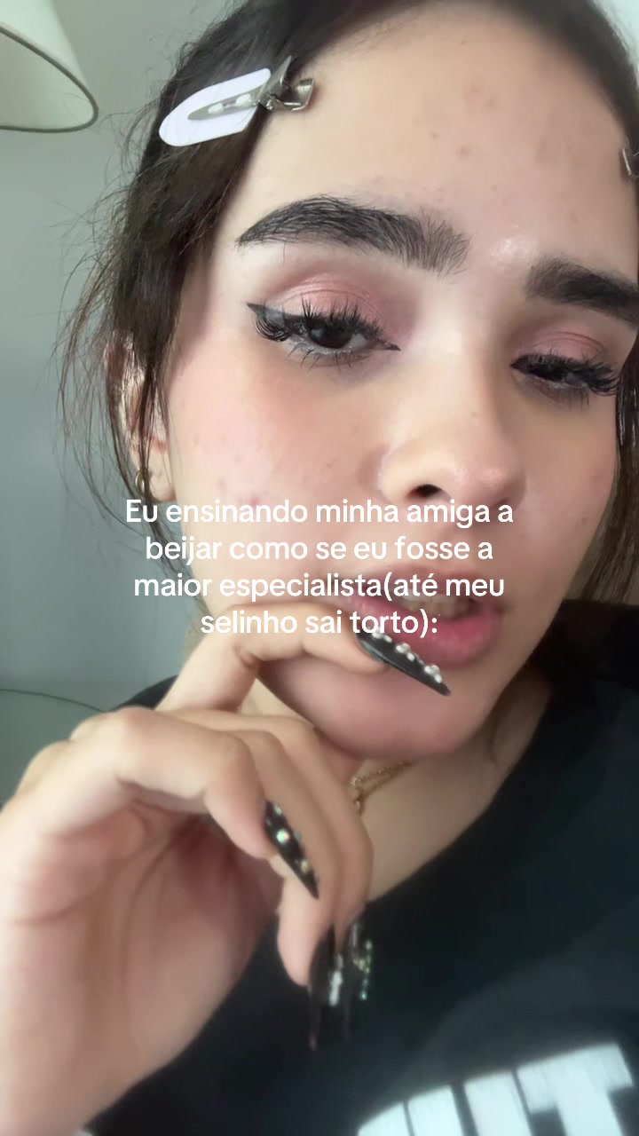 @Lola