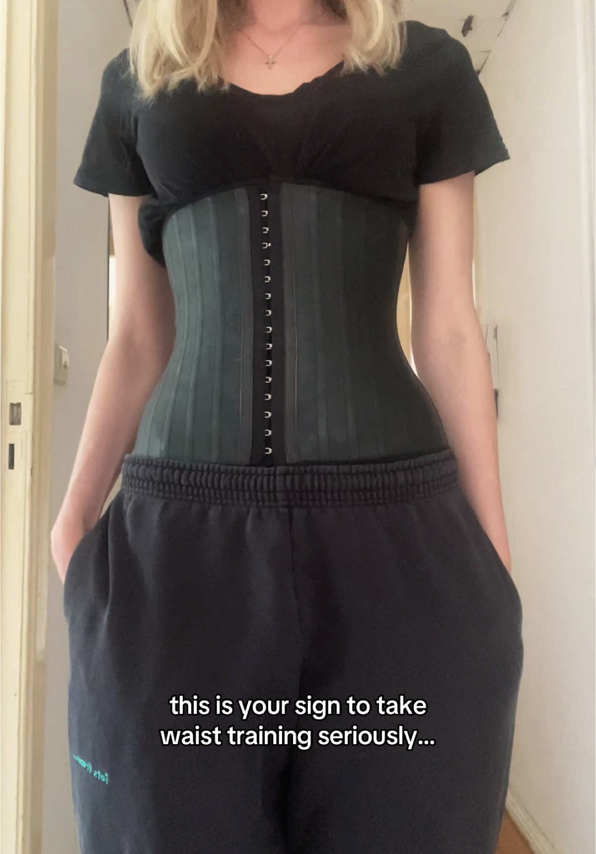 @hourglasstrainer