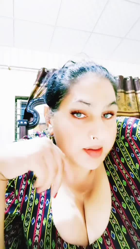 @mummy G 786 Ayesha sandhu