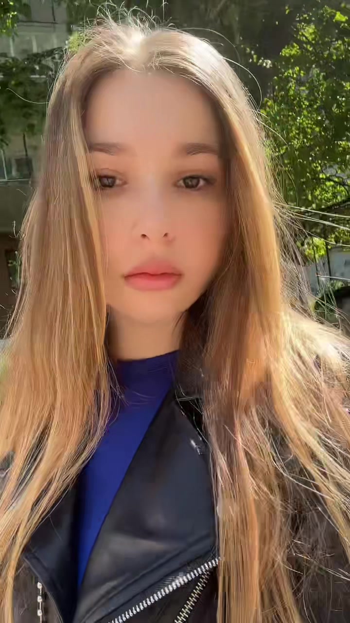 @Larya