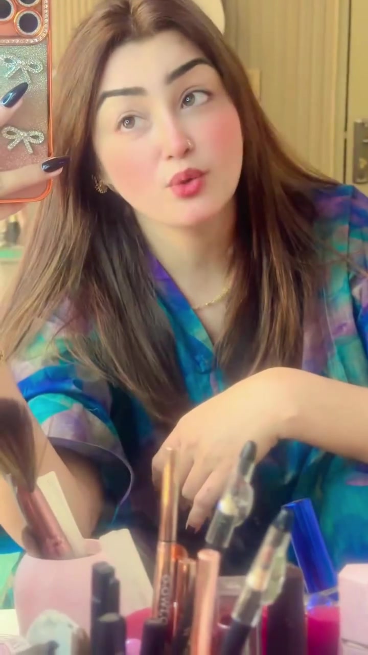 @Eshal_queen