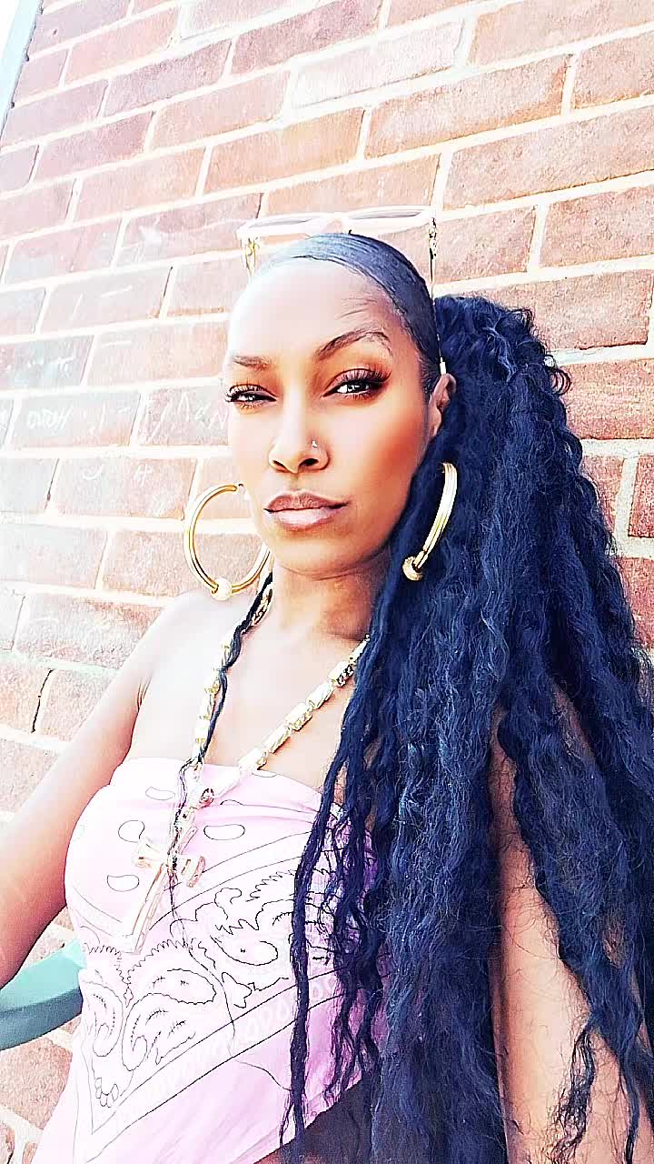 @CooleyQueen👑🇬🇧🇯🇲
