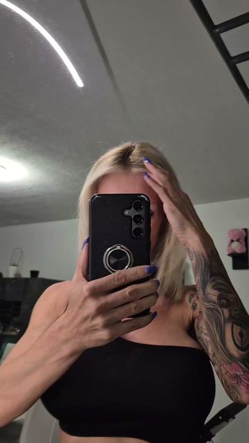 @mrs_lady_smiths