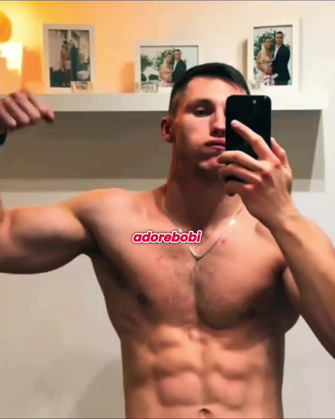 @Adorebobi🫰🏻