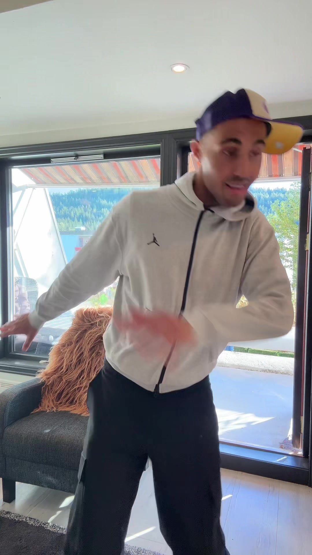 @DANIEL🦎