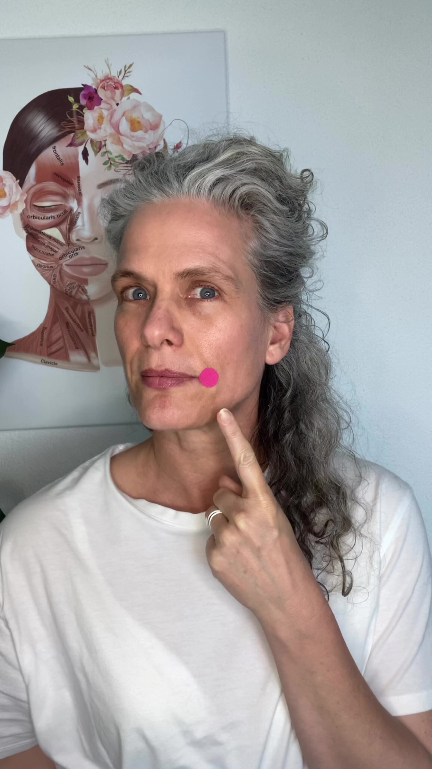@ninaschennach_faceyoga