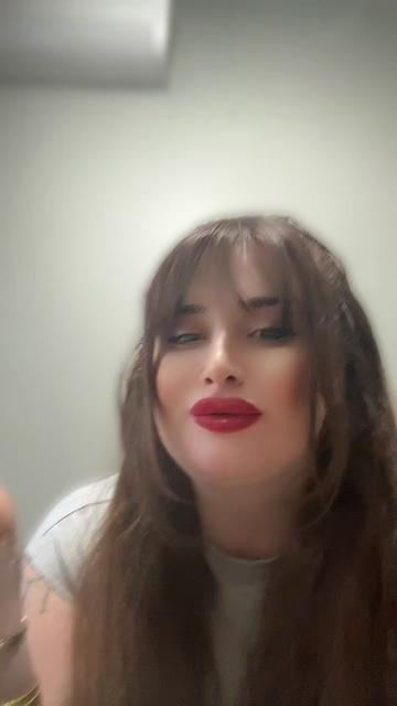 @Laramm