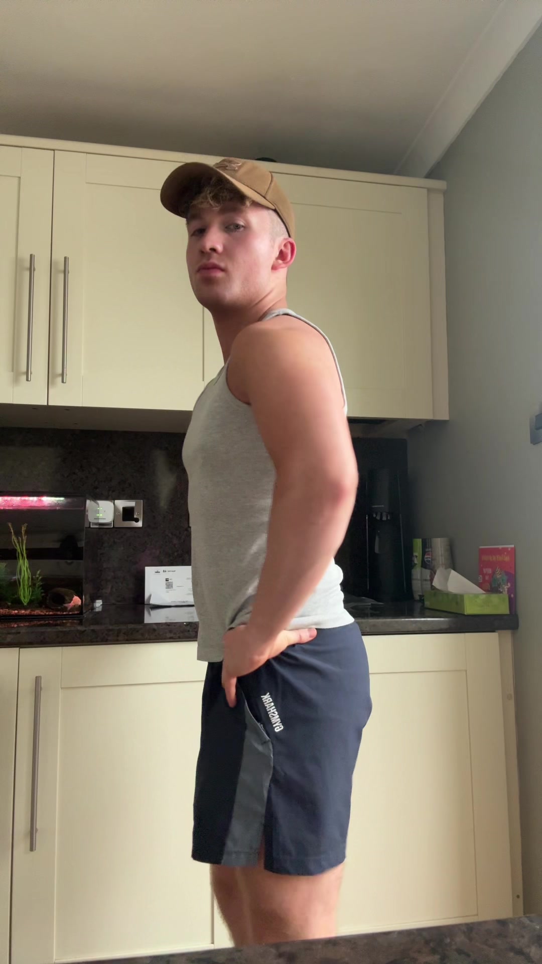 @itzisaacjames