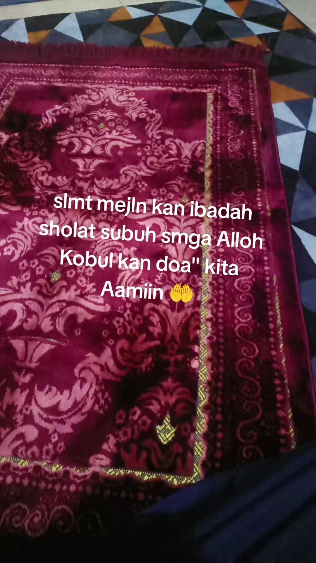 @Toko Akb@r