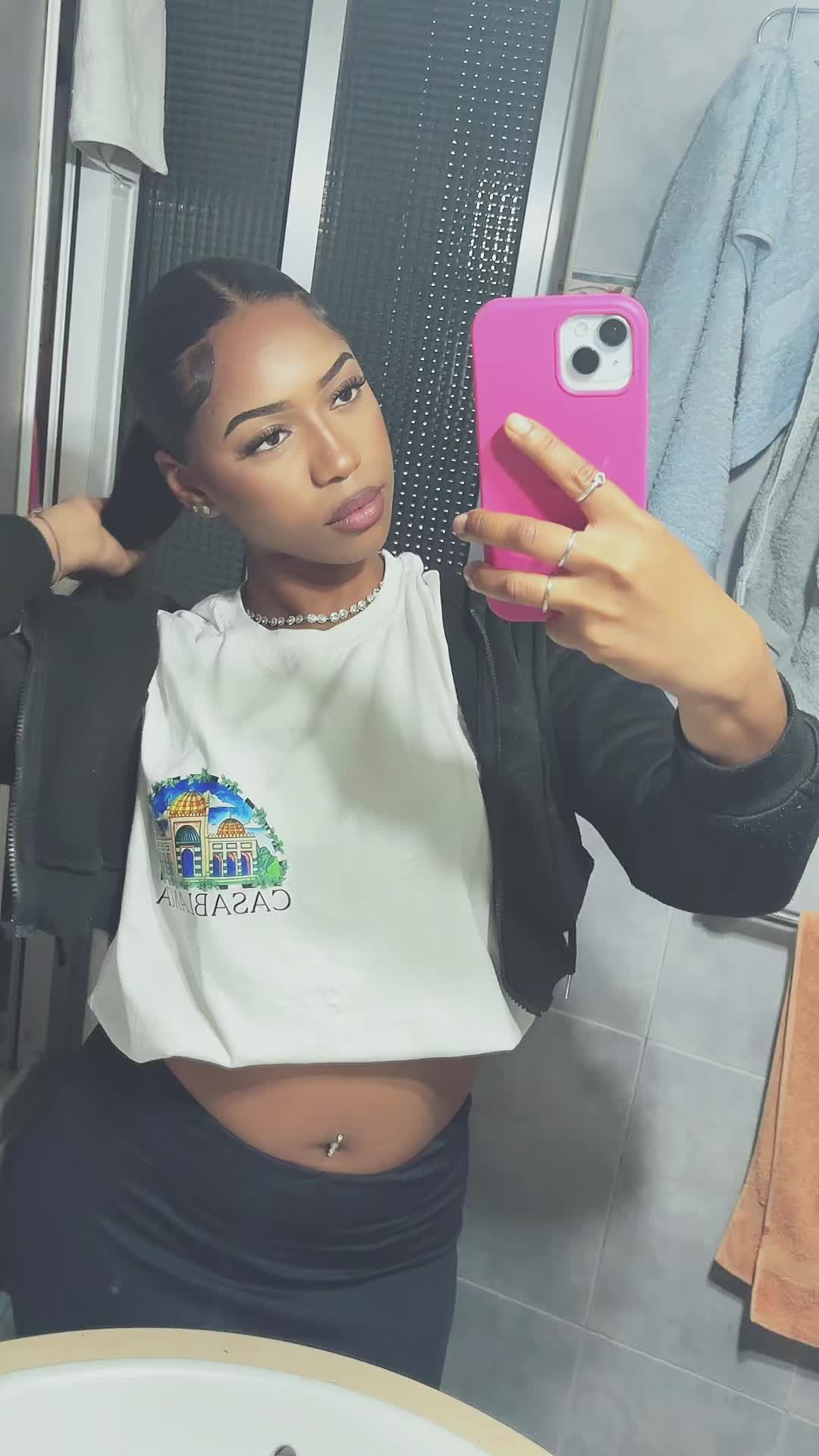@baddie.chaki
