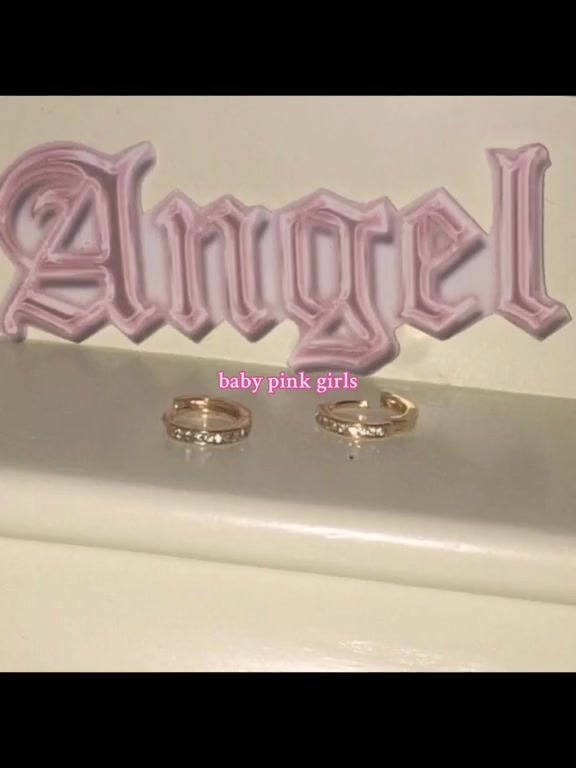 @pinkglittergloss