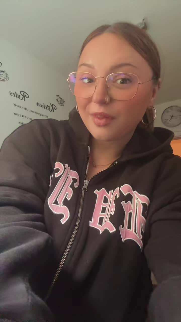 @Janine🧸