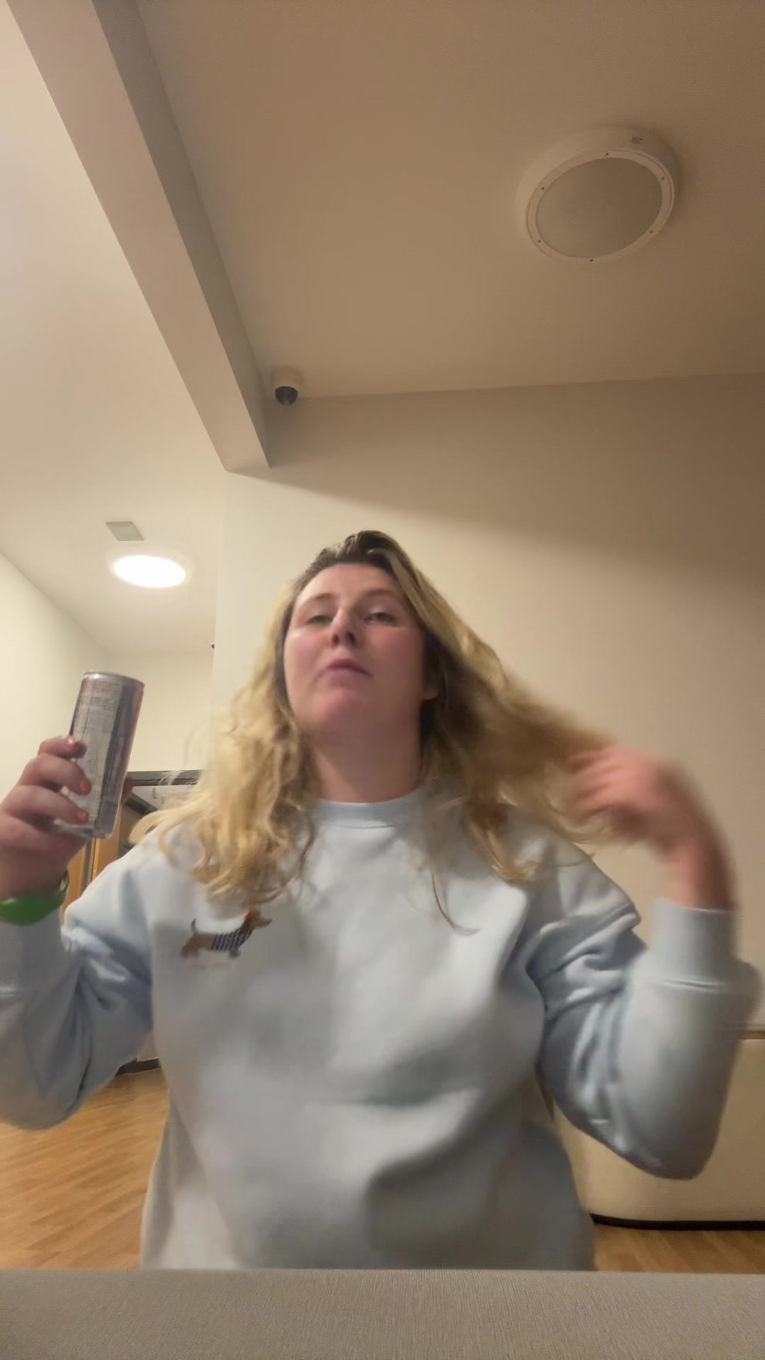 @Lou aka laura