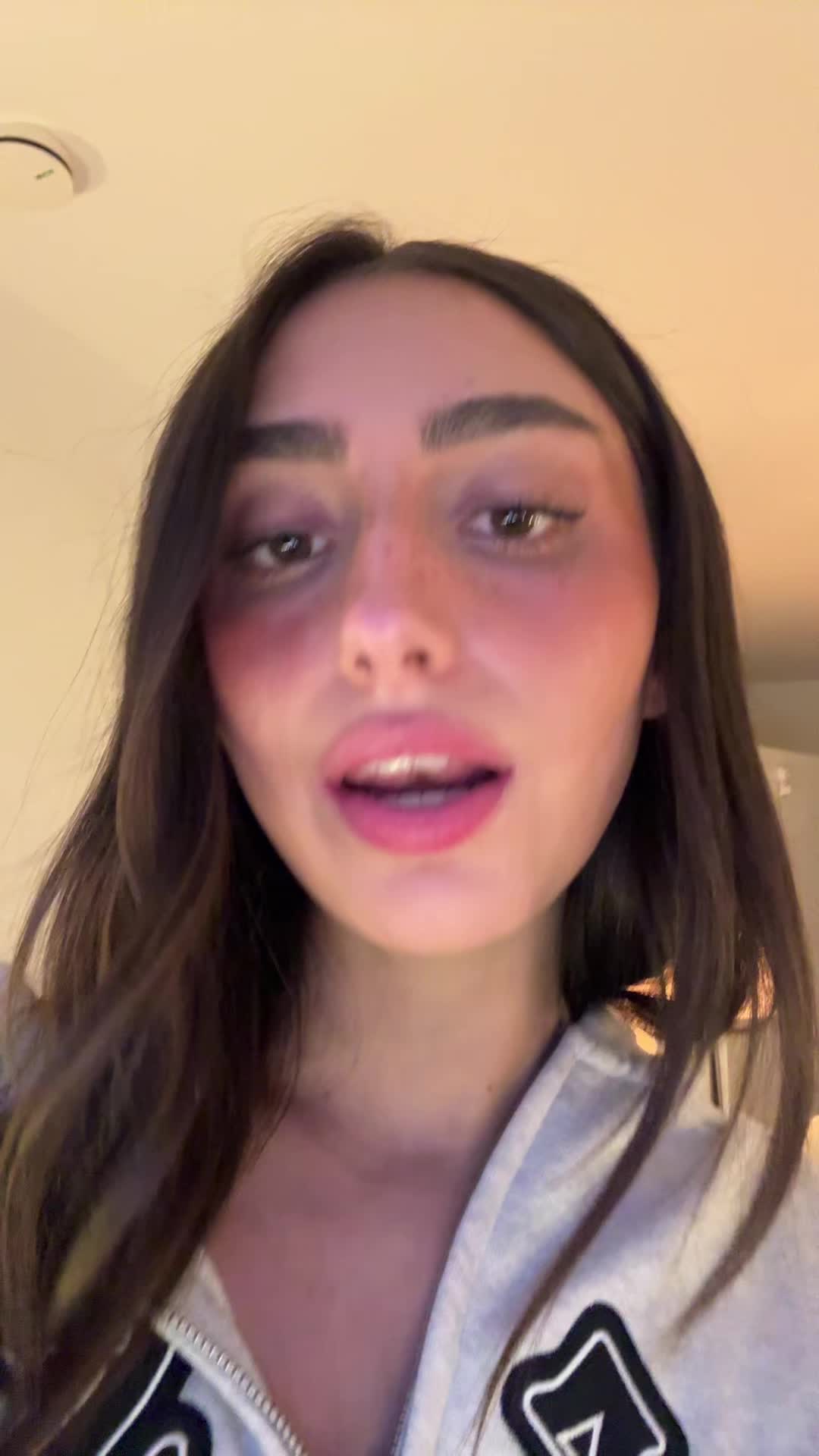@⠀
