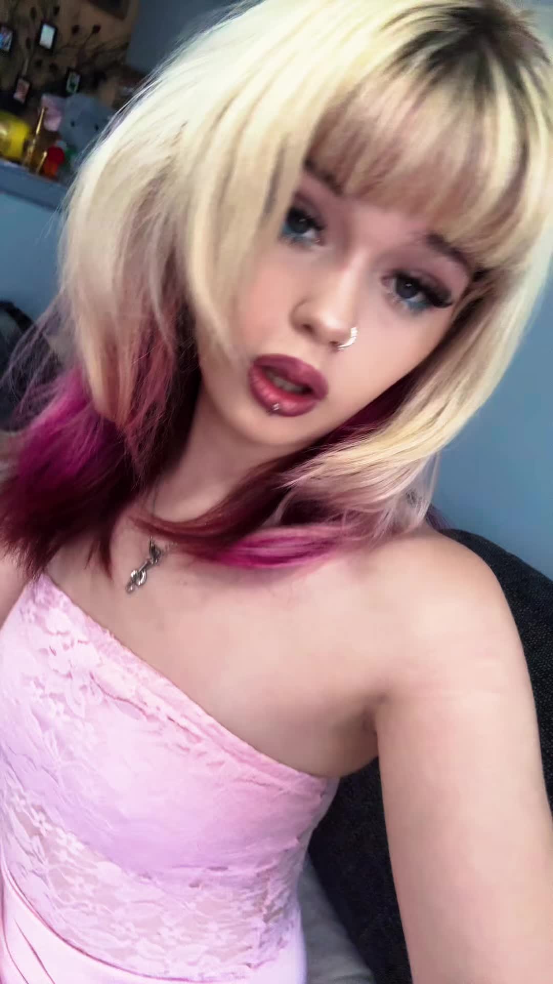 @Jesskeepscrolling