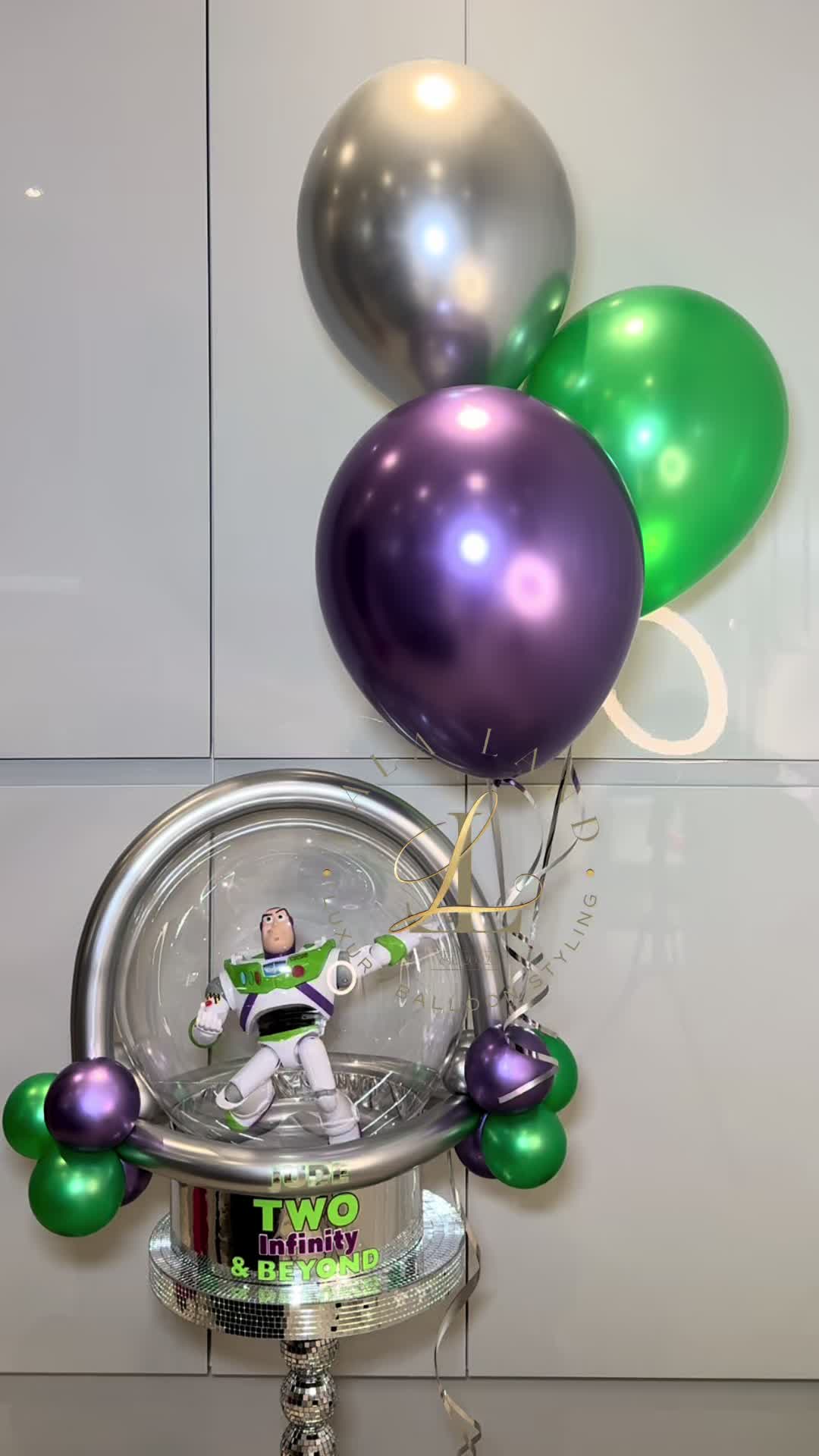 @La La Land Luxury Balloons UK