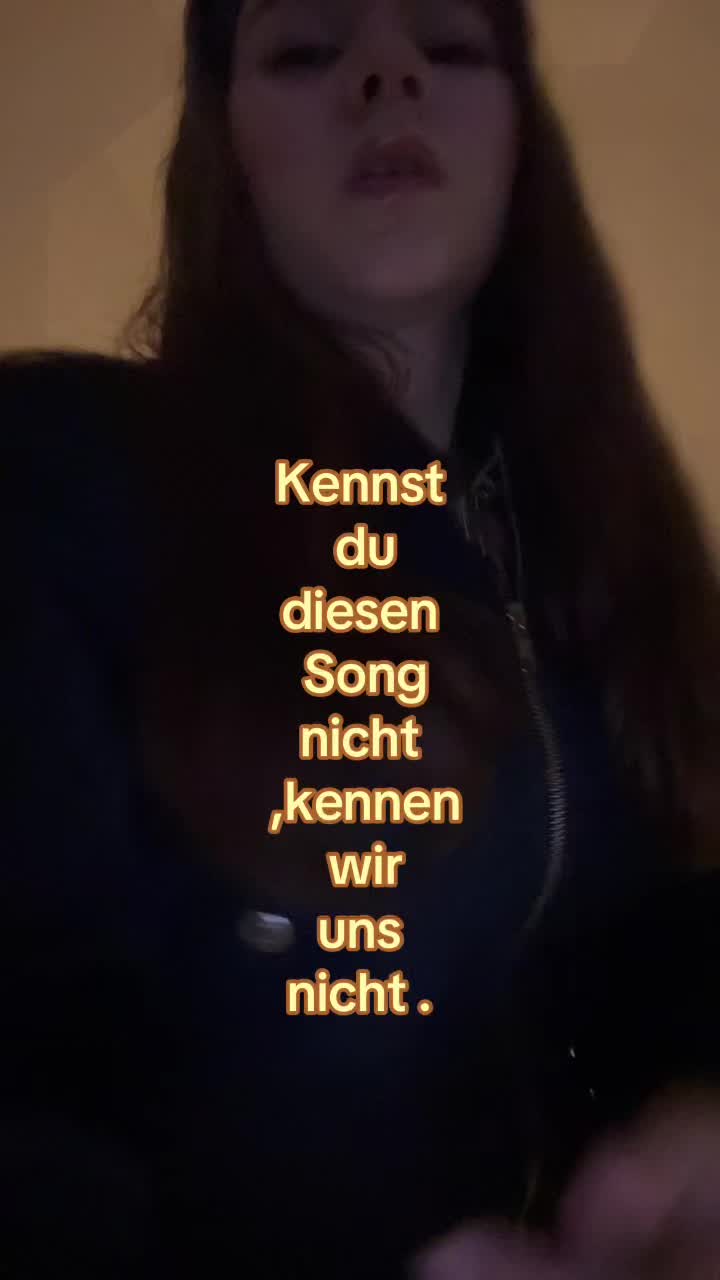 @bluee_flyy