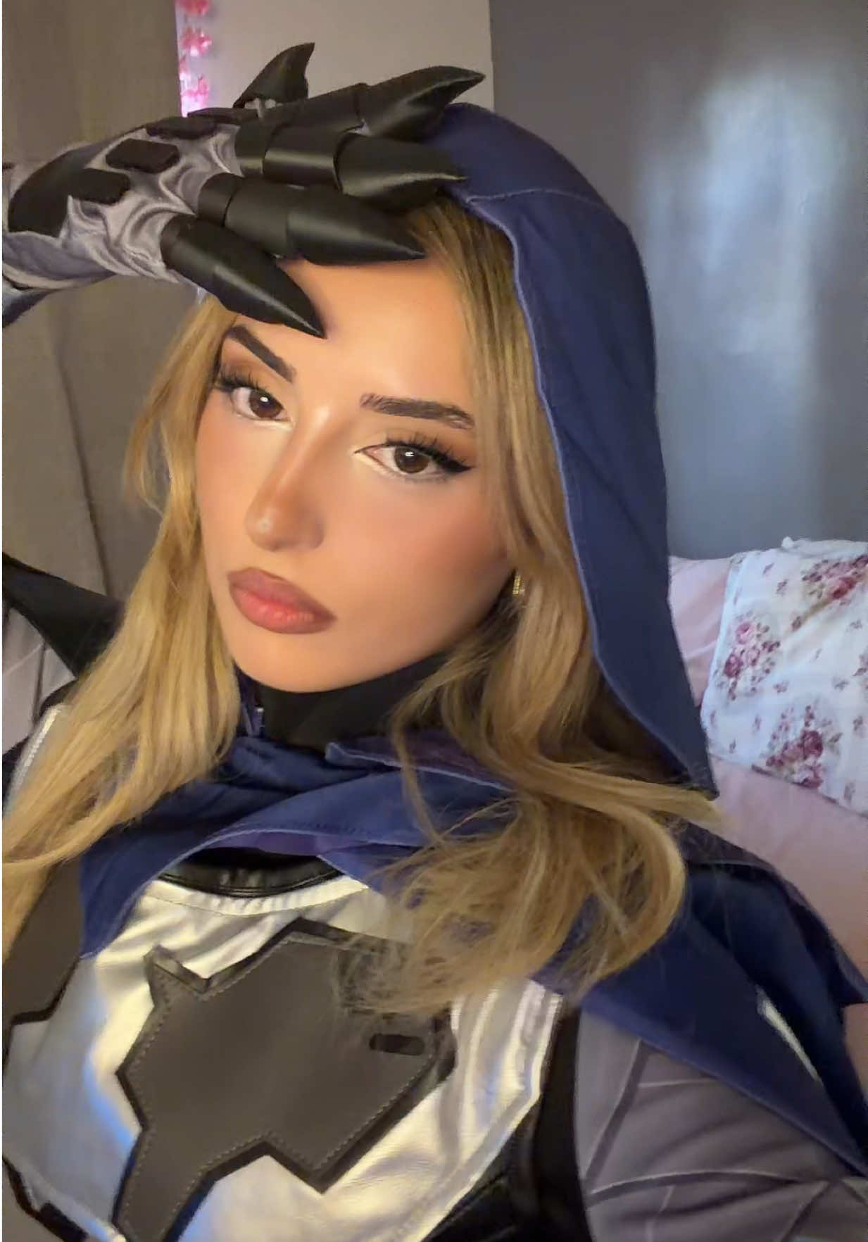@Sez