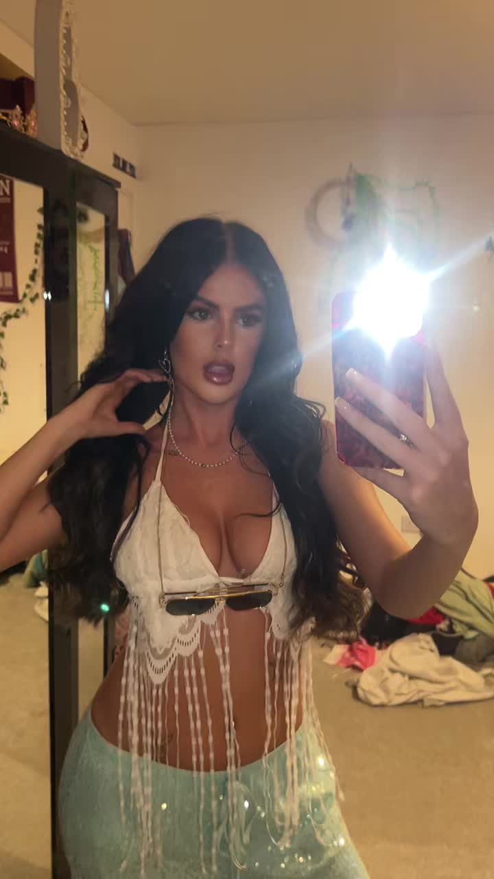 @megroseeeee