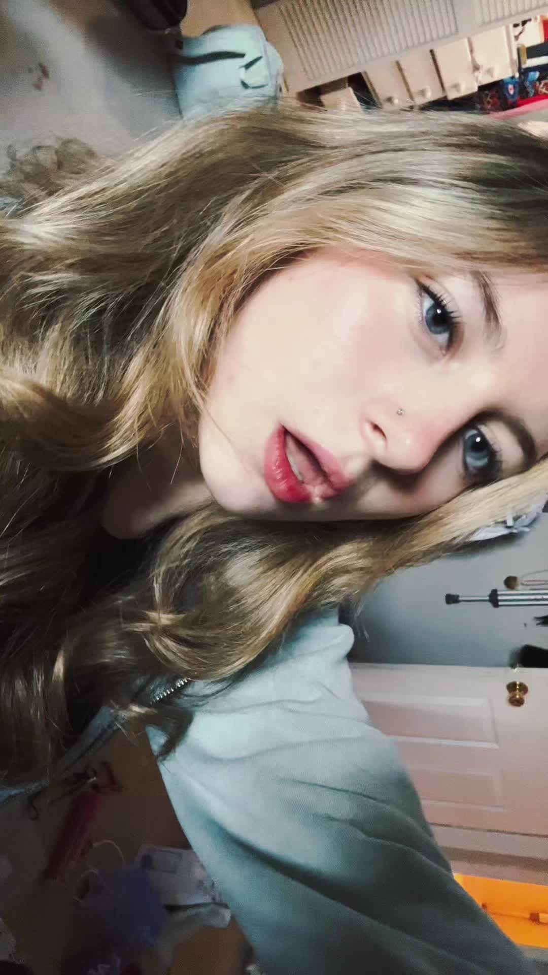 @😏😏