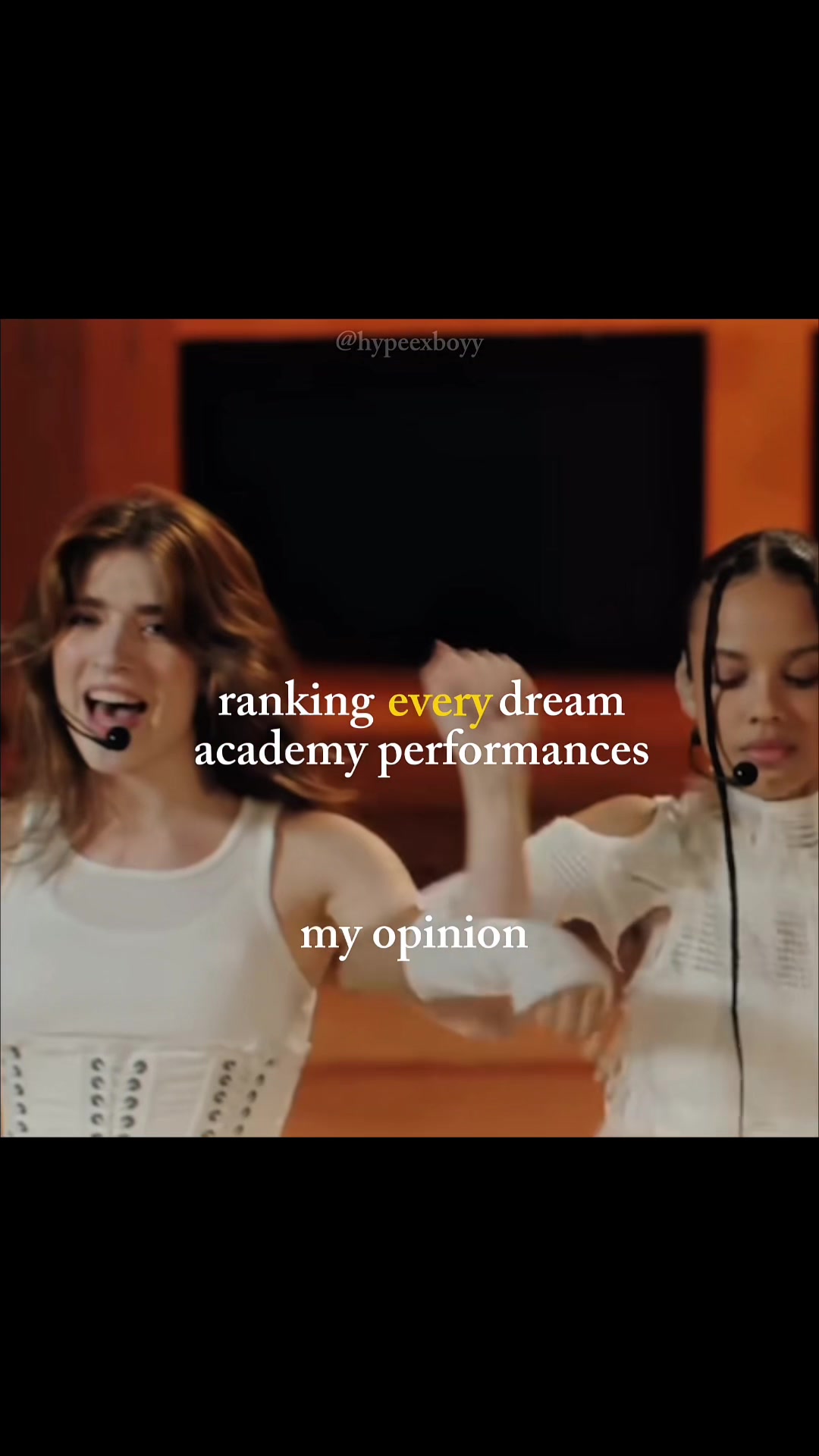 @HYPE BOY (하이프 보이)