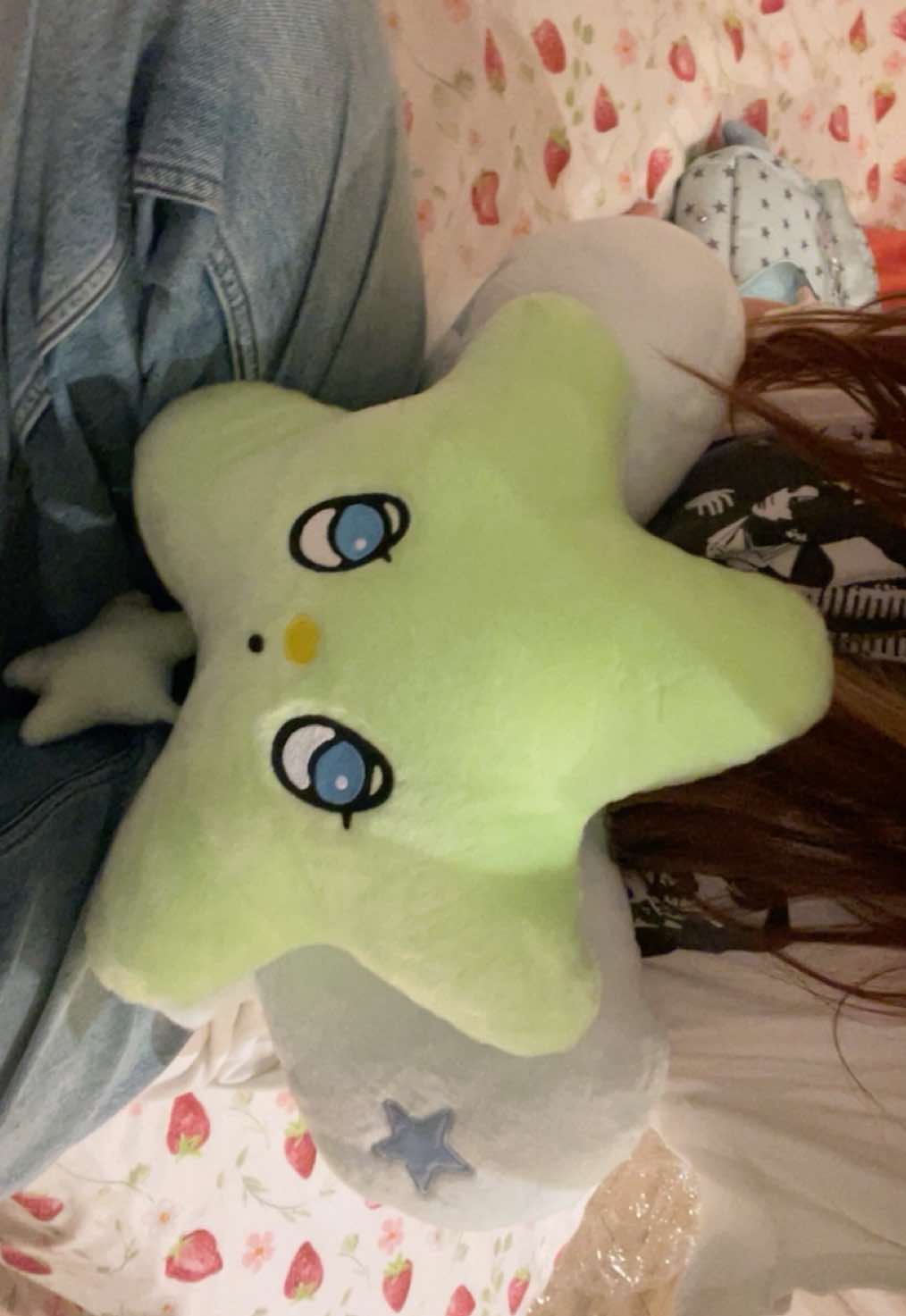 @leyley⁷ ς(>‿<.)