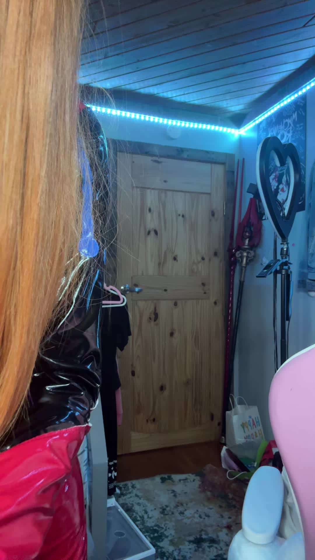 @Momo