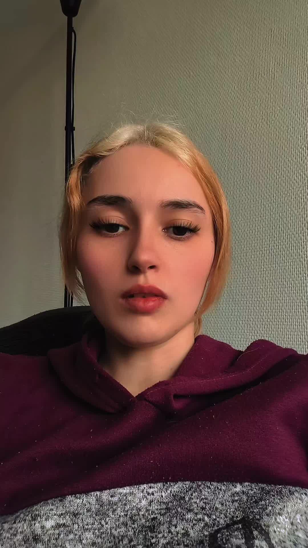 @🌹𝓜𝓵𝓵𝓮 𝓐𝓰𝓪𝓬𝓱𝓸𝓾𝔁🌹