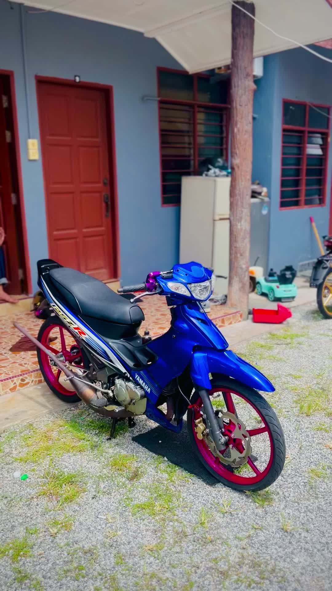 @DEKZIQQ