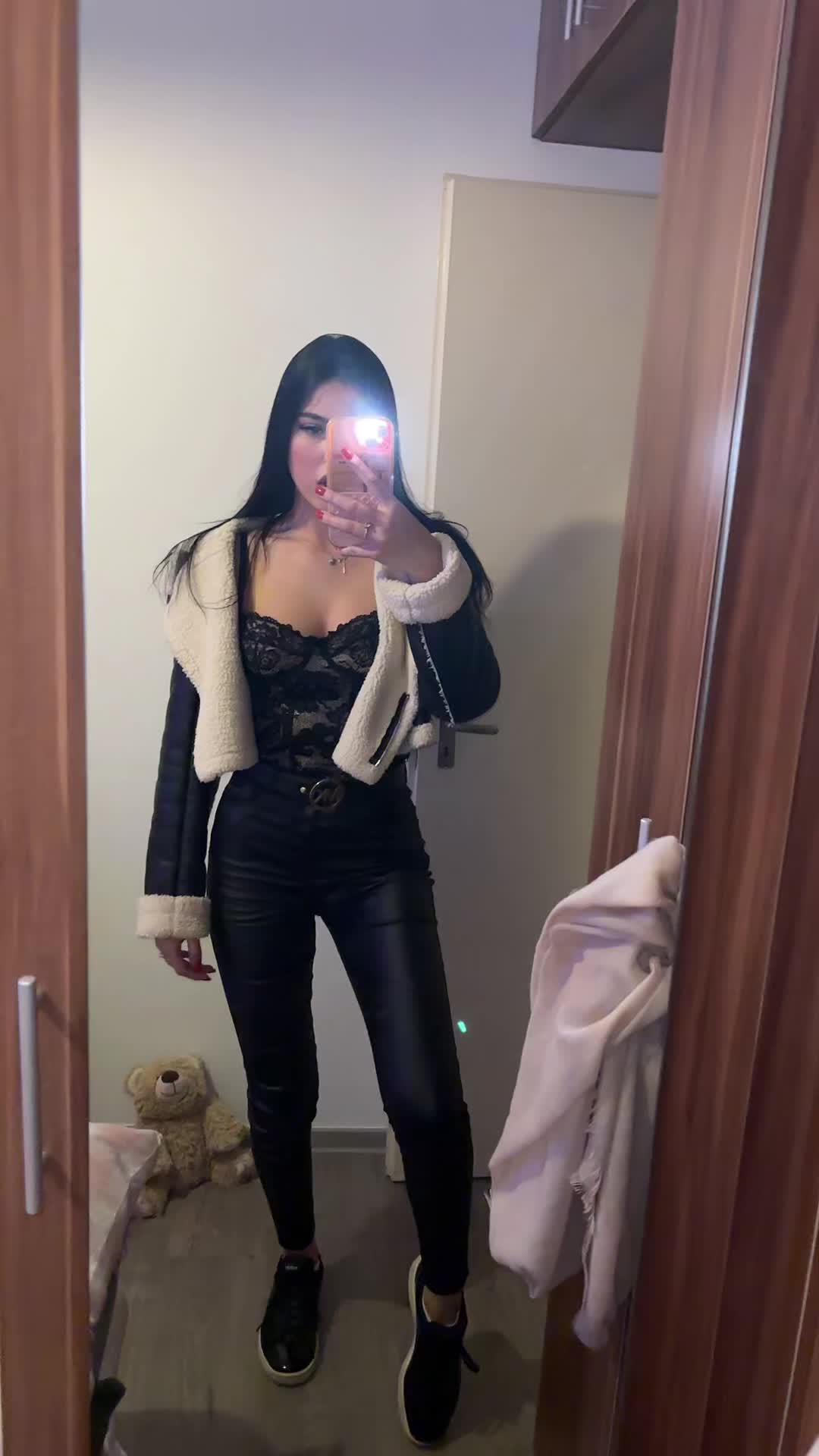 @vani