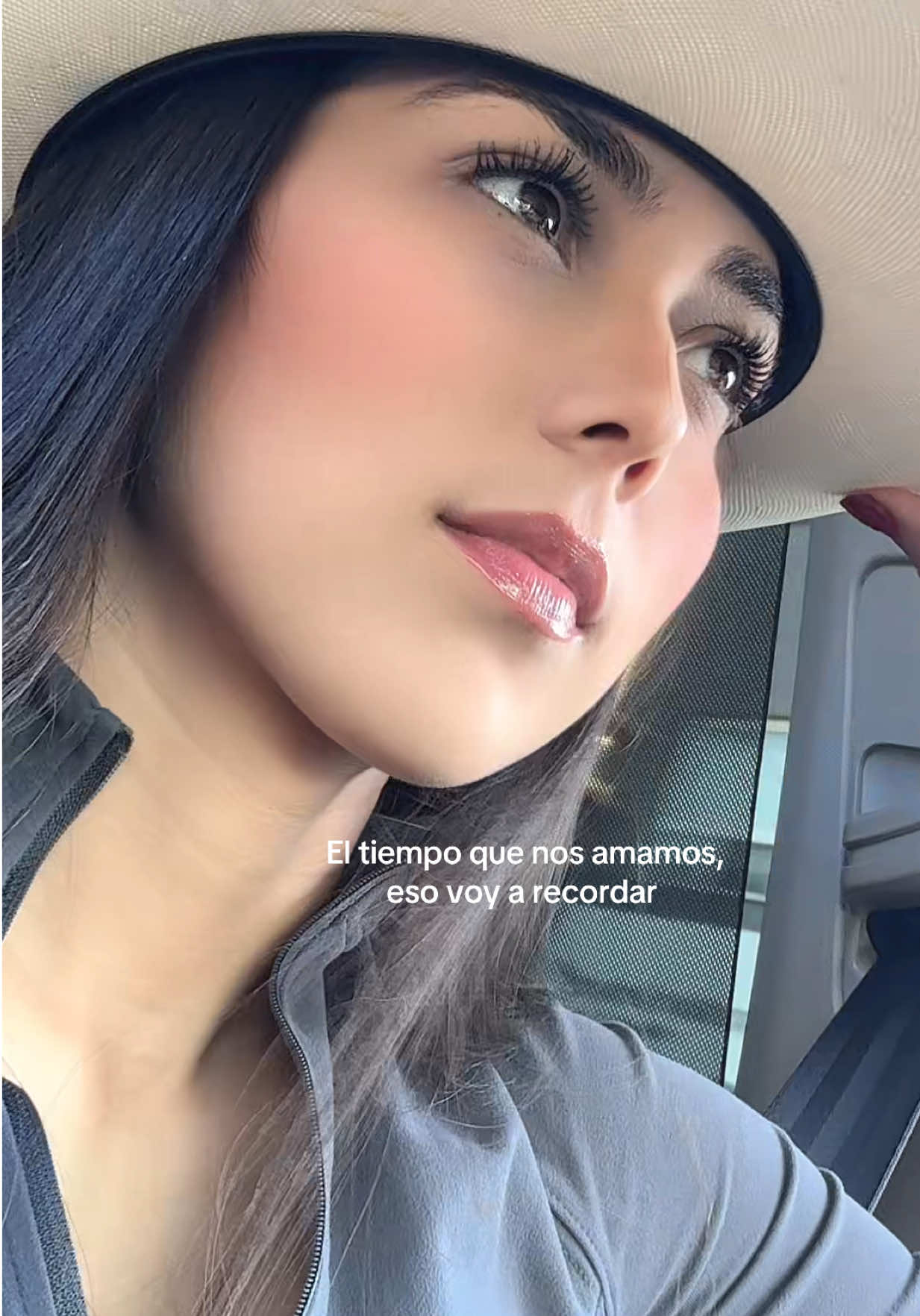 @YesiNavarro_🖤🦅